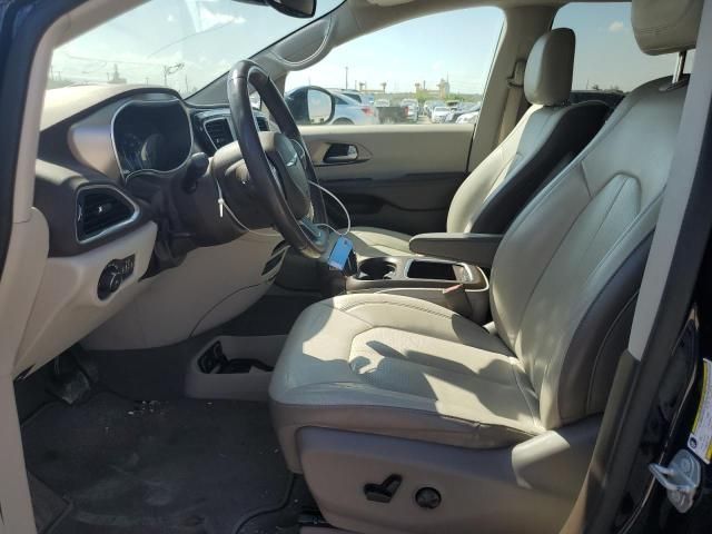 2018 Chrysler Pacifica Touring L Plus