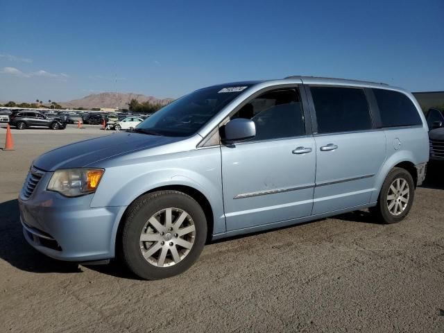 2013 Chrysler Town & Country Touring