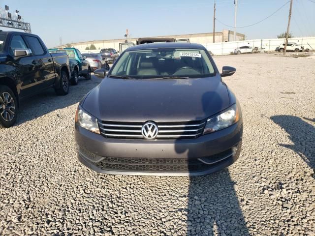 2012 Volkswagen Passat SE