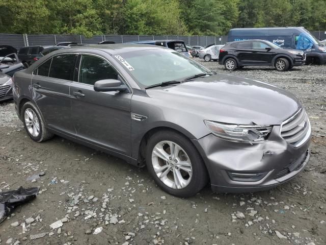 2014 Ford Taurus SEL