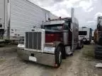 2001 Peterbilt 379