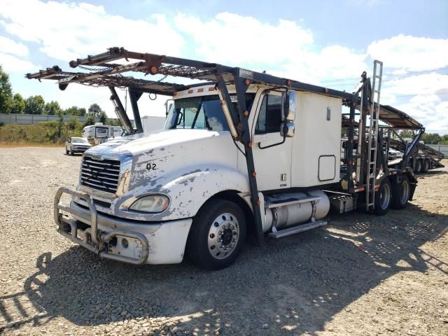 2005 Freightliner Conventional Columbia