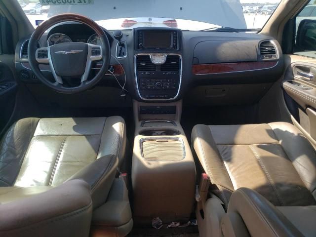 2014 Chrysler Town & Country Limited