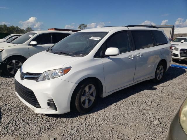 2020 Toyota Sienna LE