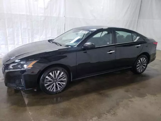 2024 Nissan Altima SV