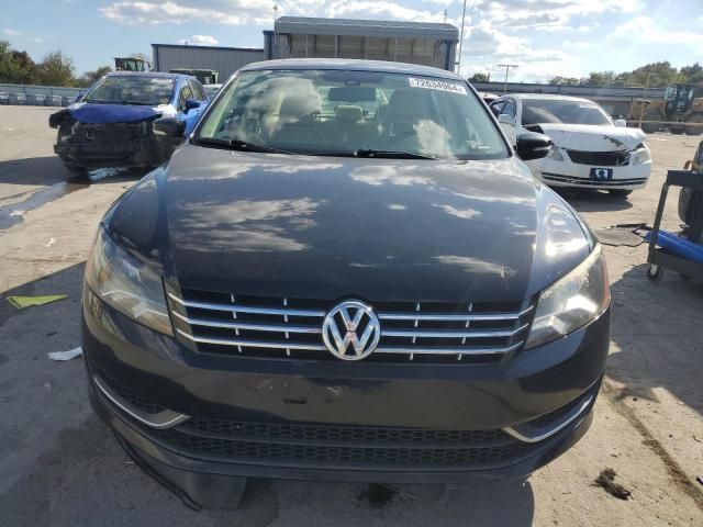 2013 Volkswagen Passat SE