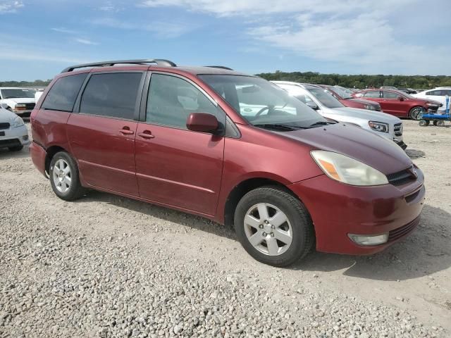 2004 Toyota Sienna XLE