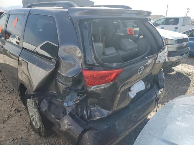 2013 Toyota Sienna XLE