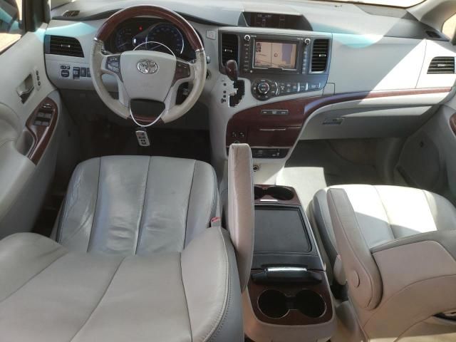 2012 Toyota Sienna XLE