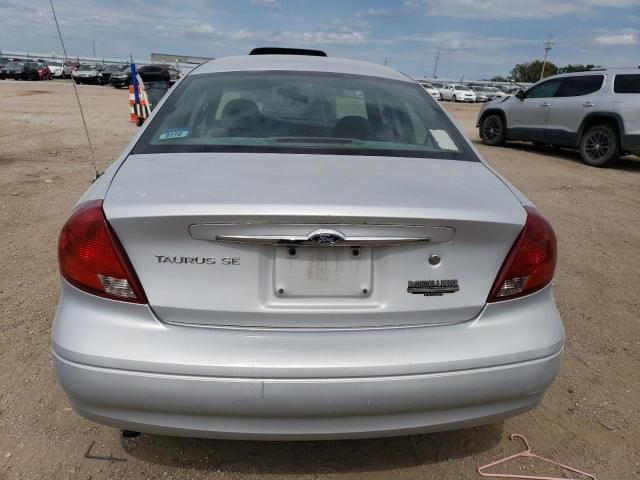 2002 Ford Taurus SE