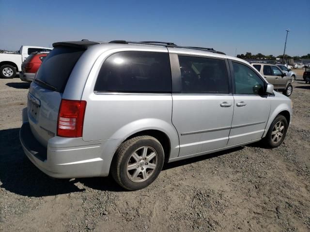 2009 Chrysler Town & Country Touring