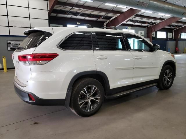 2019 Toyota Highlander LE