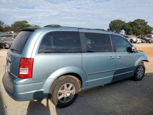 2010 Chrysler Town & Country Touring