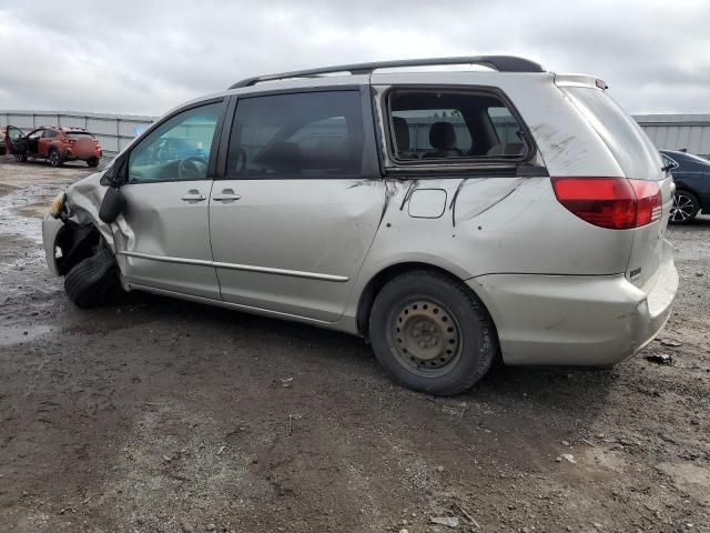 2005 Toyota Sienna CE