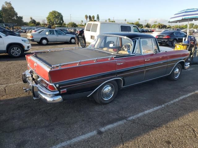 1966 Mercedes-Benz 240