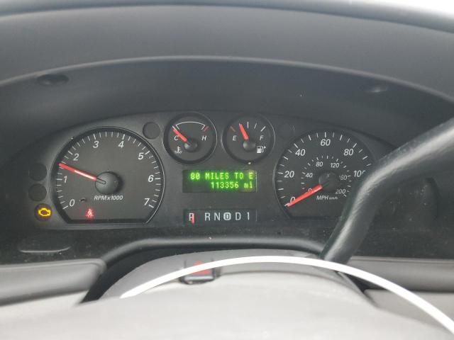 2005 Ford Taurus SE