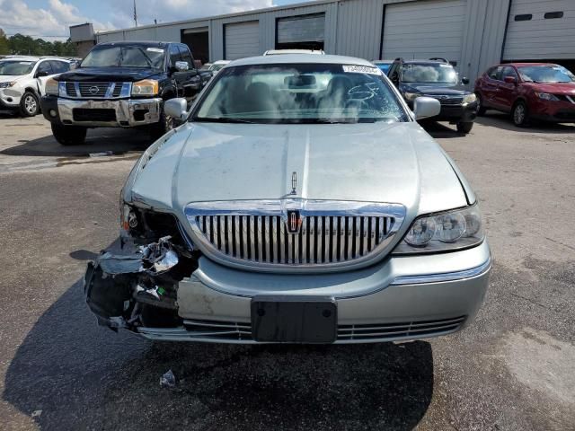 2007 Lincoln Town Car Signature