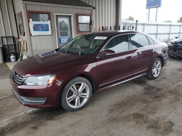 2012 Volkswagen Passat SEL