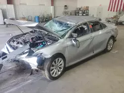 Carros salvage para piezas a la venta en subasta: 2018 Toyota Camry L