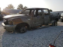 Salvage Trucks for parts for sale at auction: 2004 Ford F250 Super Duty