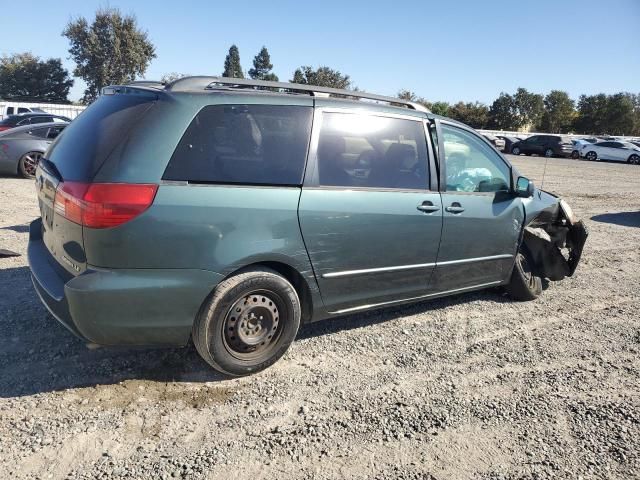 2004 Toyota Sienna CE