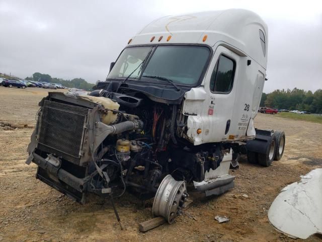 2012 Freightliner Cascadia 125