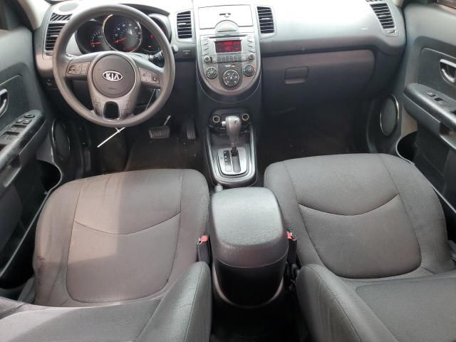 2010 KIA Soul +