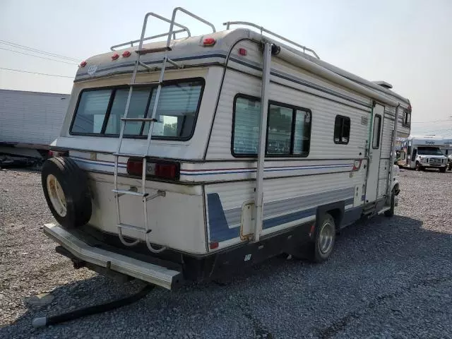 1982 Ford Econoline E350 Cutaway Van