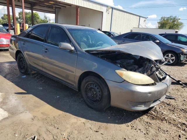 2005 Toyota Camry LE