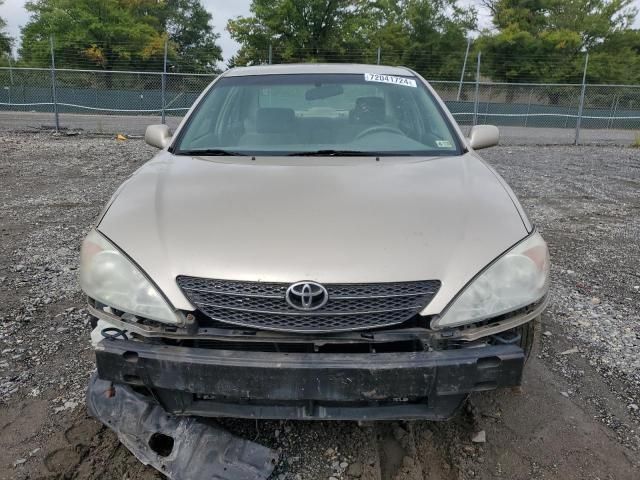 2004 Toyota Camry LE