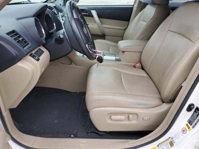 2013 Toyota Highlander Base