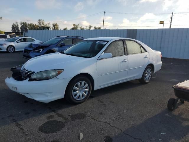 2005 Toyota Camry LE