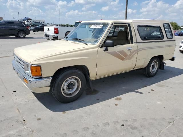 1988 Toyota Pickup 1/2 TON RN50