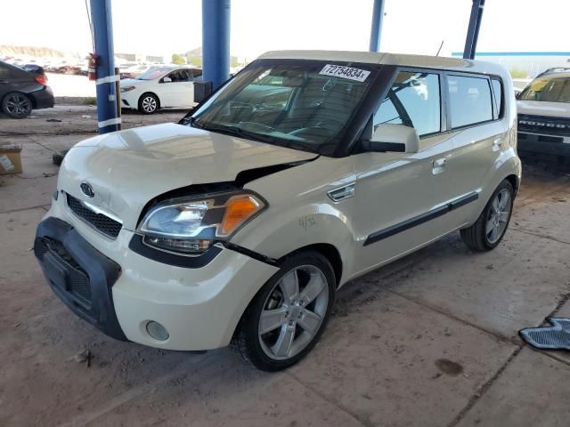 2010 KIA Soul +