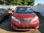 2012 Toyota Sienna XLE