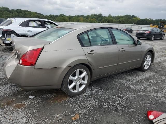 2004 Nissan Maxima SE