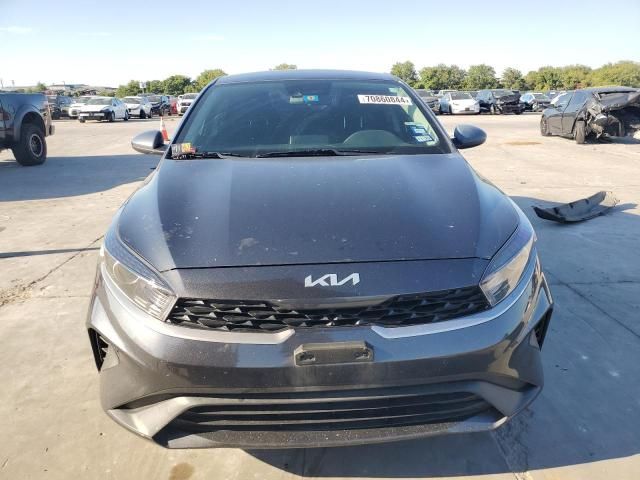 2023 KIA Forte LX