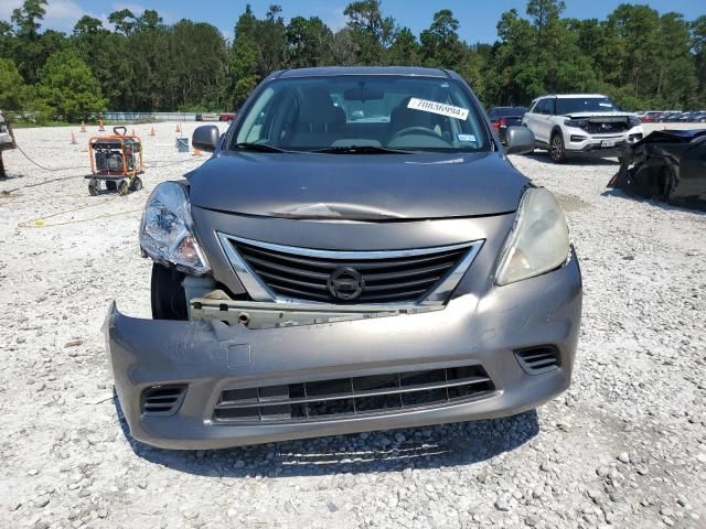 2013 Nissan Versa S