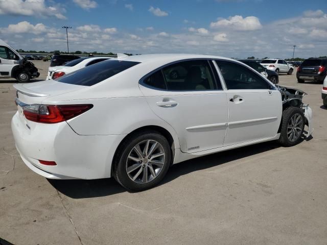 2016 Lexus ES 300H