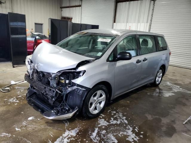 2016 Toyota Sienna