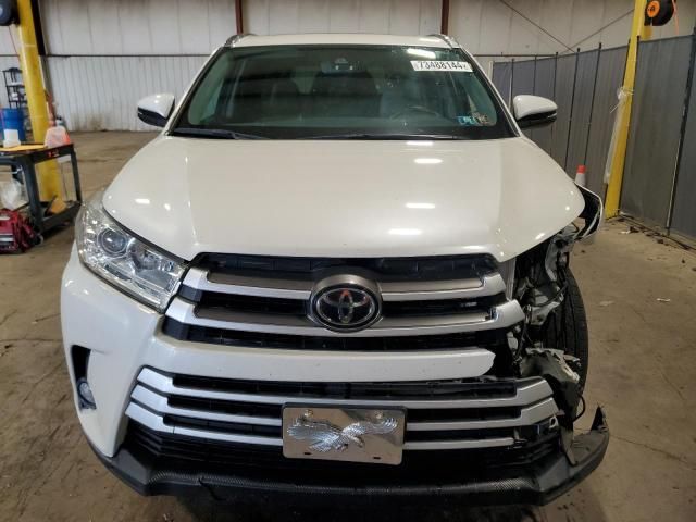 2019 Toyota Highlander SE