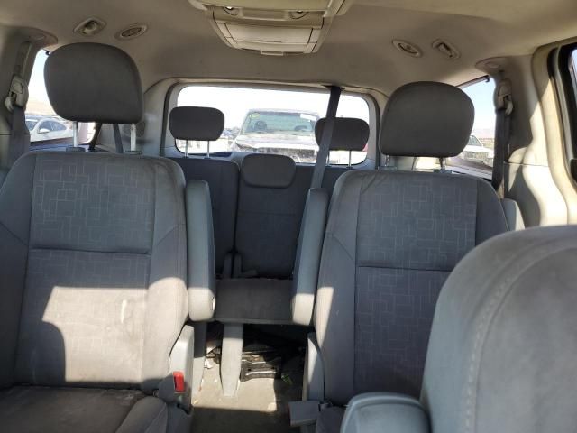 2009 Volkswagen Routan SE