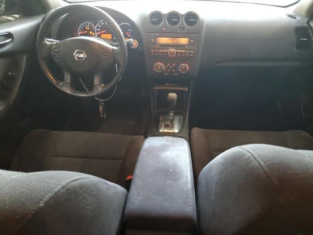 2011 Nissan Altima Base