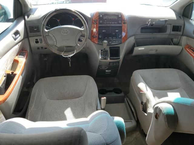 2007 Toyota Sienna XLE