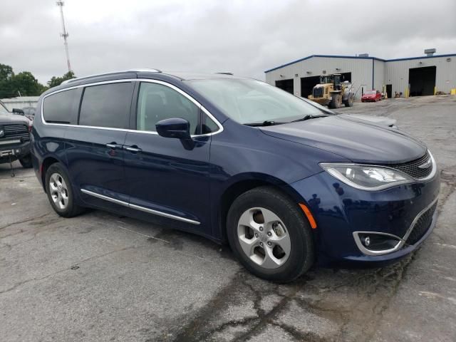 2017 Chrysler Pacifica Touring L Plus