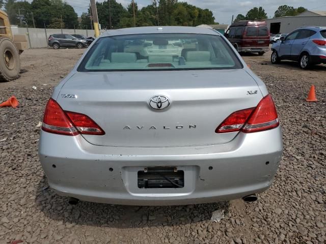 2010 Toyota Avalon XL