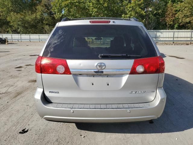 2008 Toyota Sienna XLE