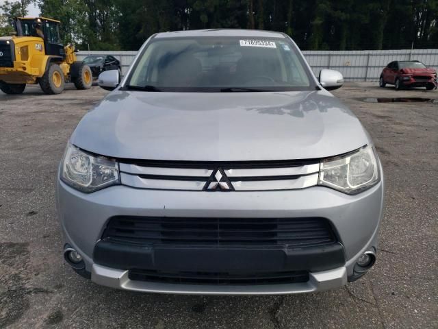 2015 Mitsubishi Outlander SE