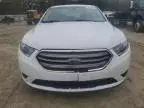 2016 Ford Taurus SE