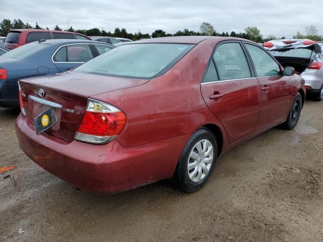 2005 Toyota Camry LE